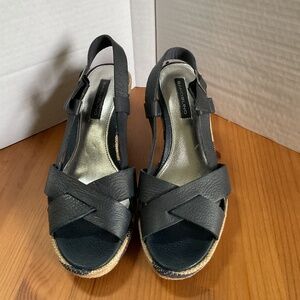 Bandolino platform sandals